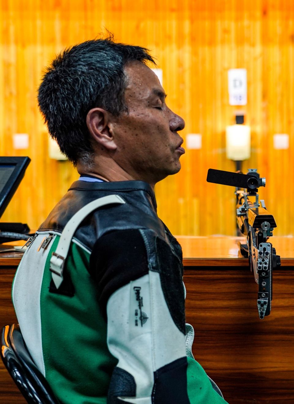 图片经过特, inews, none